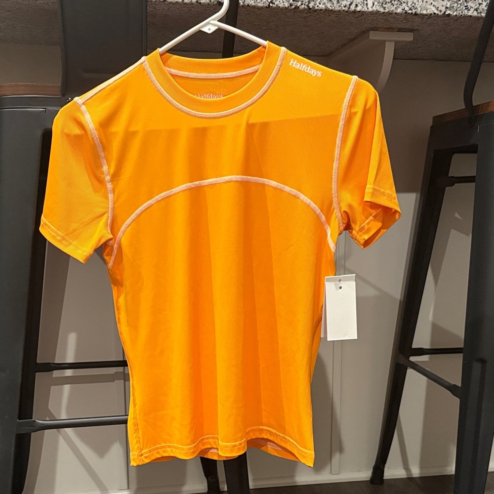 NWT Halfdays Mollie T-Shirt - Size Medium